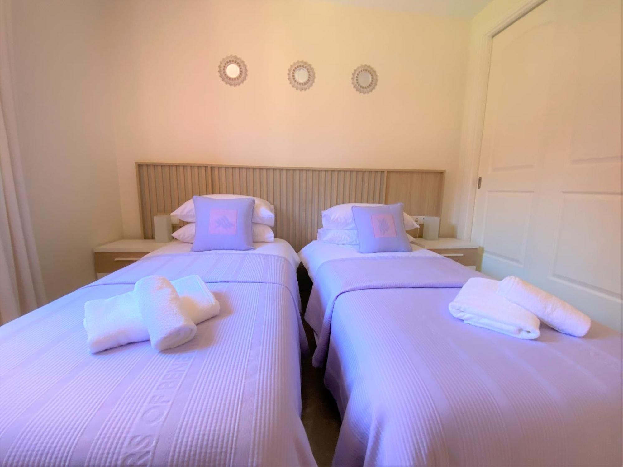Sea View Penthouse Apartment With Hot Tub - Casa Bella Vista, Buenas Noches , Estepona Luaran gambar