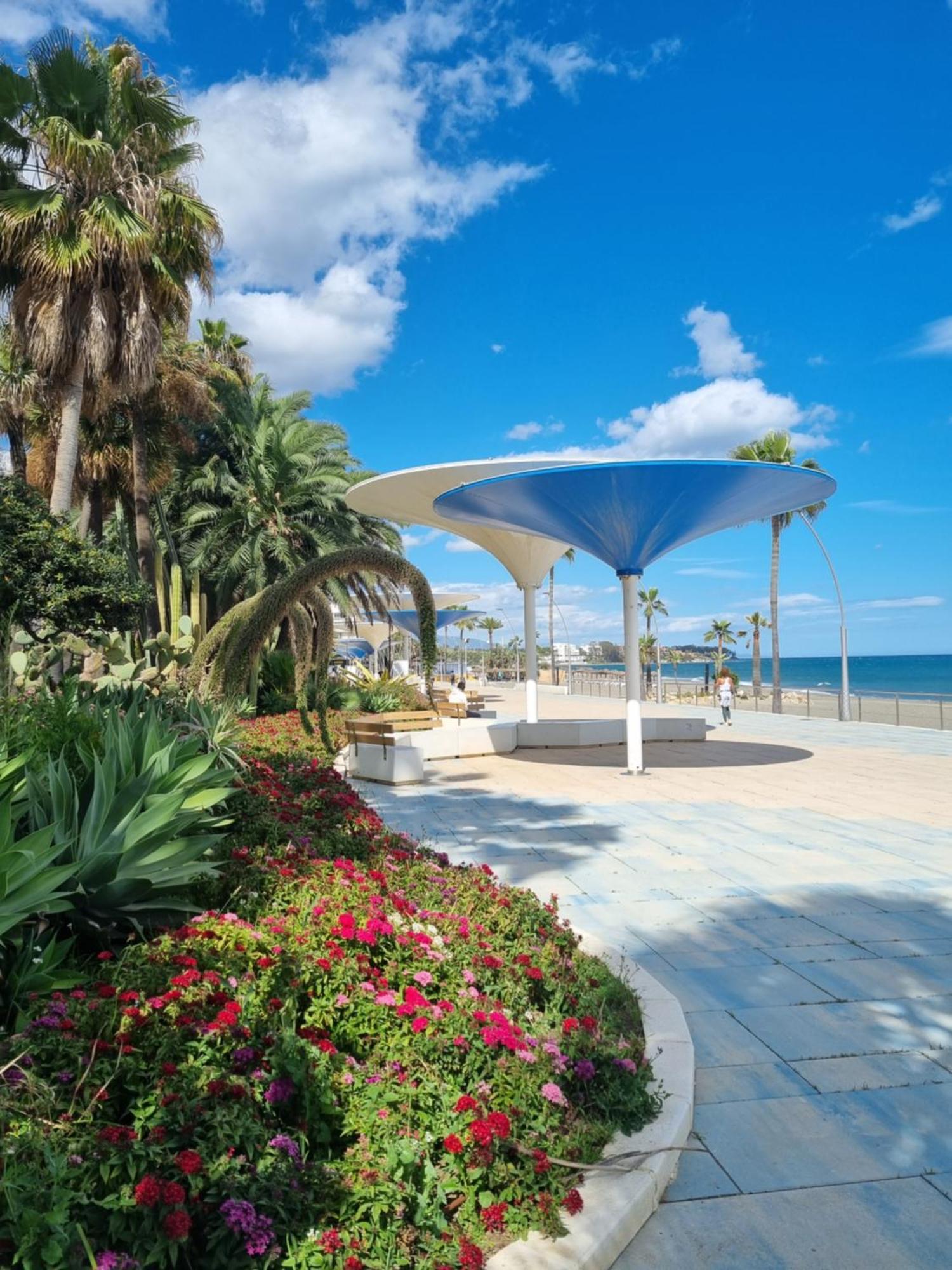 Sea View Penthouse Apartment With Hot Tub - Casa Bella Vista, Buenas Noches , Estepona Luaran gambar